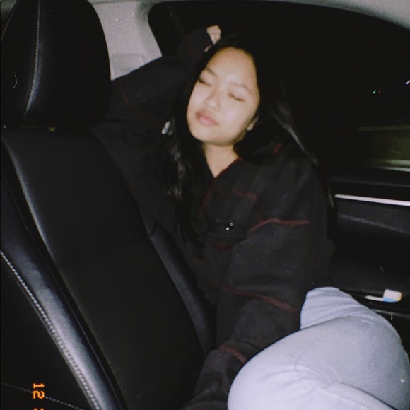 Meet your Posher, Shayla - Picture 3 of 4